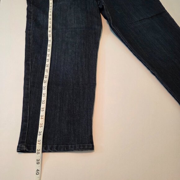 Gloria Vanderbilt "Amanda" Classic Fit Jeans – Size 22W Short - Worn One Time - Picture 8 of 11